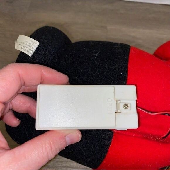 Vintage Gibson Greetings 1996 Musical Stuffed Plush Christmas Drummer Boy Bear - Picture 6 of 6